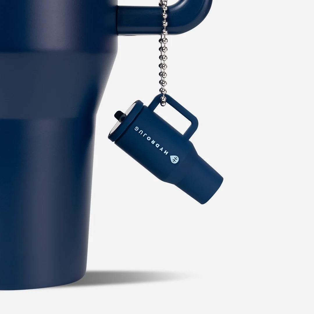 traveler-keychain-b0 Web-TravelerKeychainPhotos-Navy2.webp